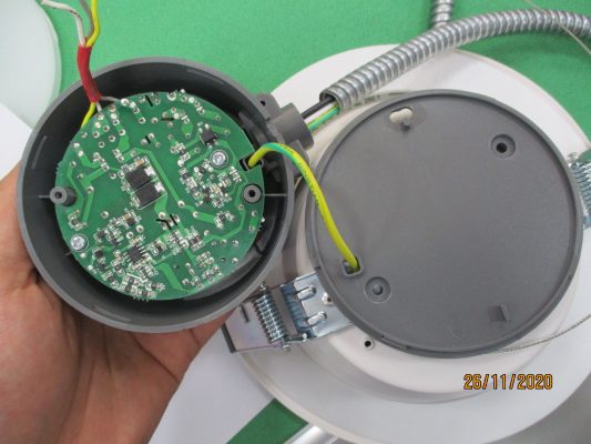 Damaged LED chips led lamp